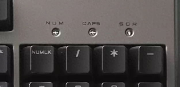 笔记本的键盘锁（电脑键盘上的三个灯分别是什么作用?）